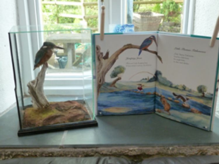 Picture of The Cat and the Fiddle: A Treasury of Nursery Rhymes