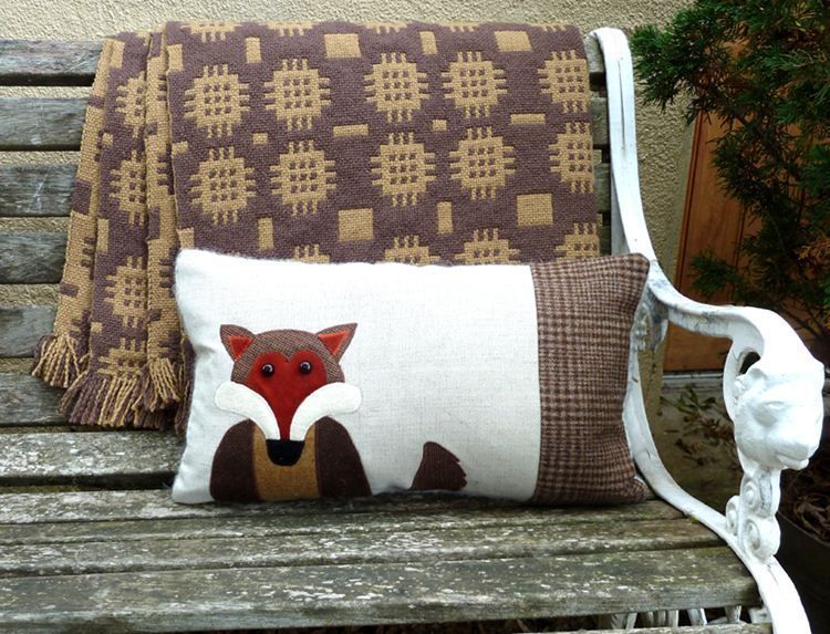 Picture of Fox Cushion
